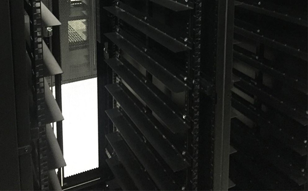 企業(yè)建站選什么樣的服務(wù)器適合，服務(wù)器類型對(duì)比