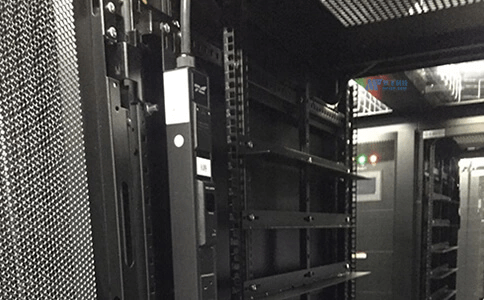 本地服務(wù)器指南:詳細(xì)了解關(guān)鍵因素