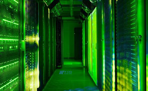 超融合服務(wù)器通過哪些策略保障存儲性能的業(yè)務(wù)運(yùn)行